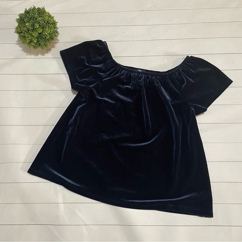 GAP NWT Blue Velvet Short‎ Sleeve Top Blouse Women’s Size Small